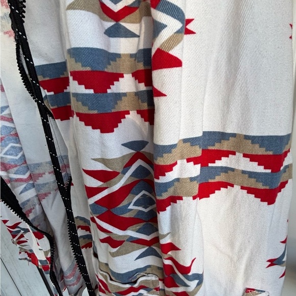 Men's Lightweight Jacket - Red and Gray Pattern - Picture 5 of 8